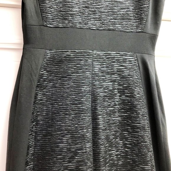 *JAX* Textured Zip-Front Cap-Sleeve Black Dress - Size 2 - Picture 5 of 15